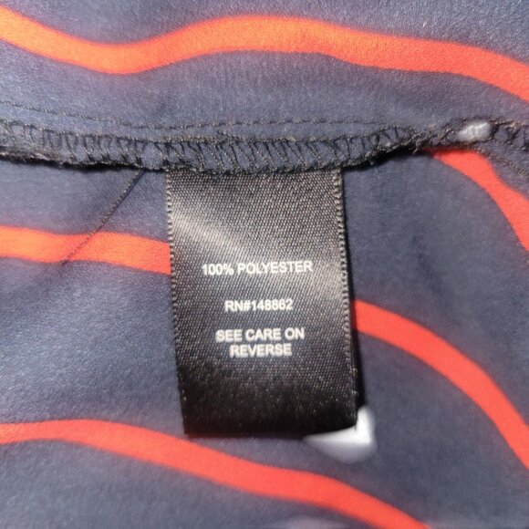 Torrid Sleeveless‎ Black & Red Striped Button-Down Tunic Top Size 2 - Picture 7 of 7